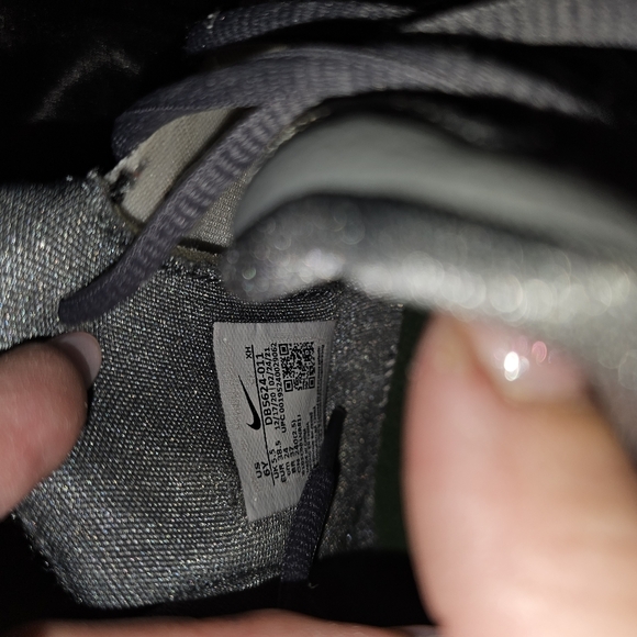 Nike™ Kyrie Irving 7 SE (GS) Basketball Shoes Sz 6Y Gray CHIP - Picture 10 of 10